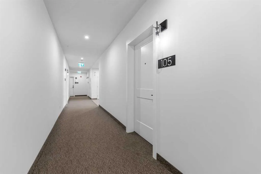 20 Sage Hill Walk NW, #105