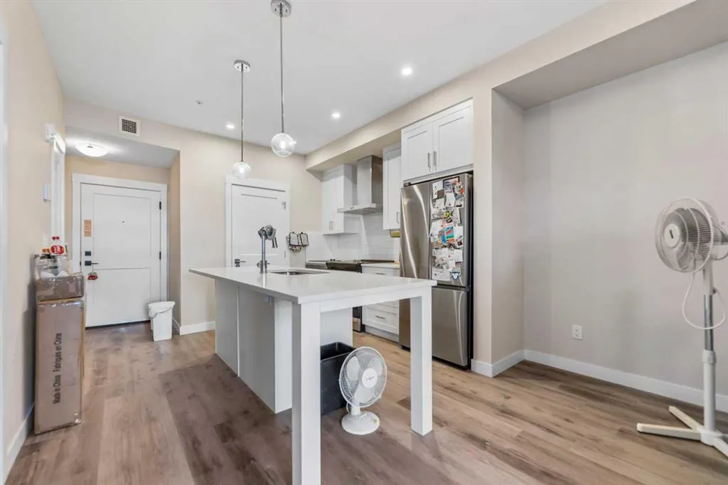 20 Sage Hill Walk NW, #105