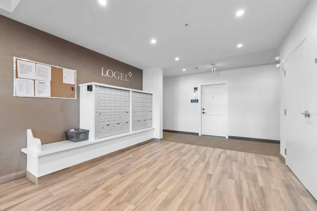 20 Sage Hill Walk NW, #105