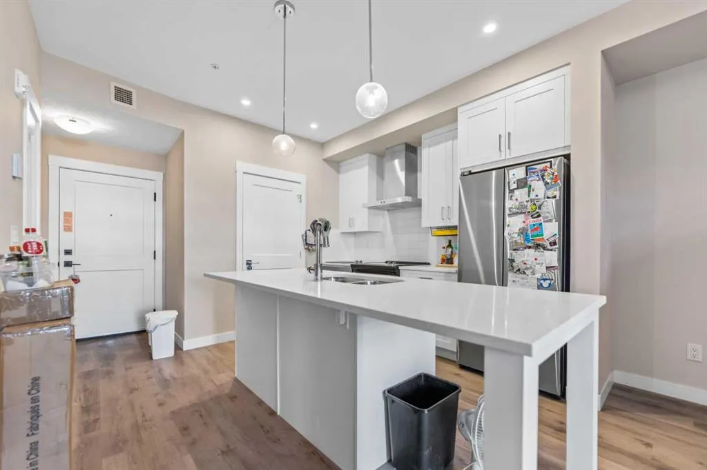 20 Sage Hill Walk NW, #105