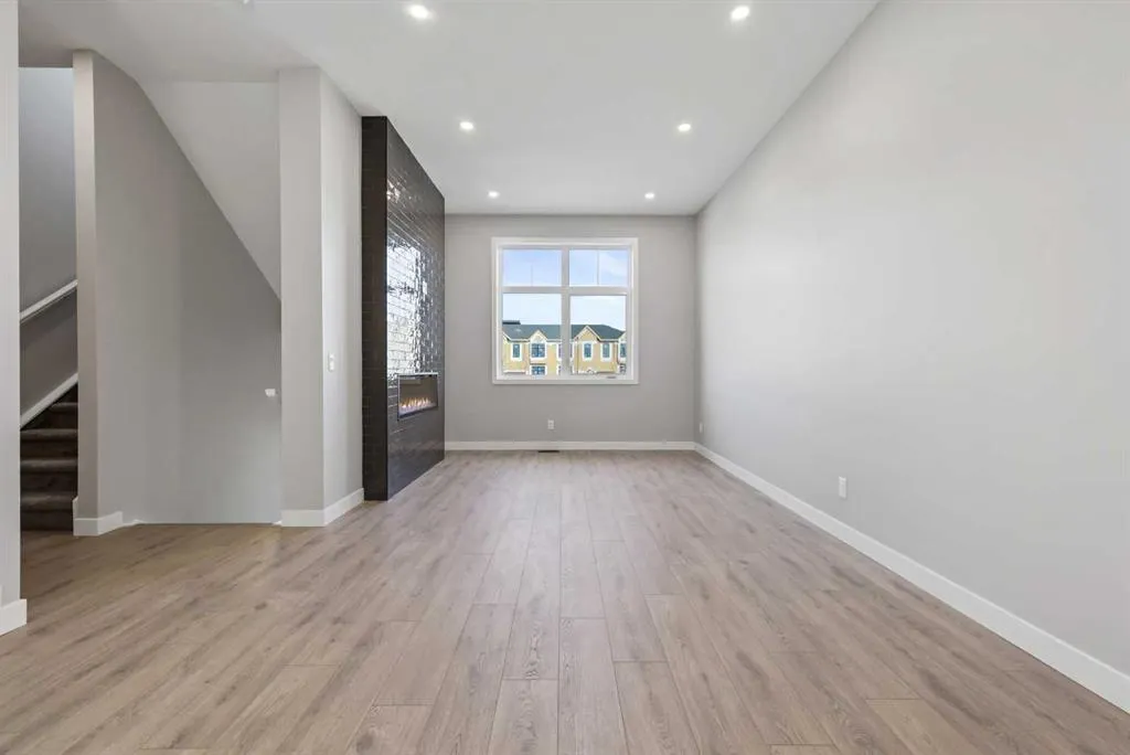595 Mahogany Road SE, #313