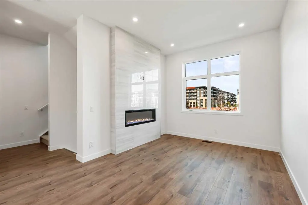 595 Mahogany Road SE, #211