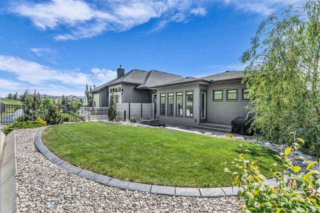 164 Cranbrook Drive SE