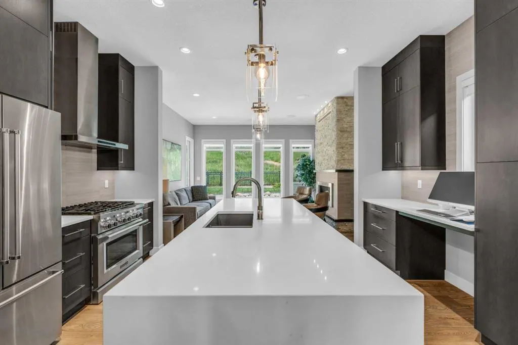 164 Cranbrook Drive SE