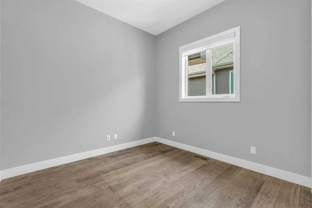 164 Cranbrook Drive SE