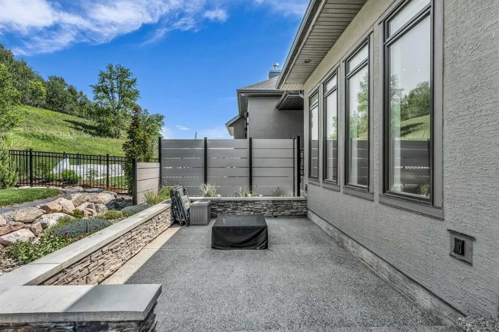 164 Cranbrook Drive SE