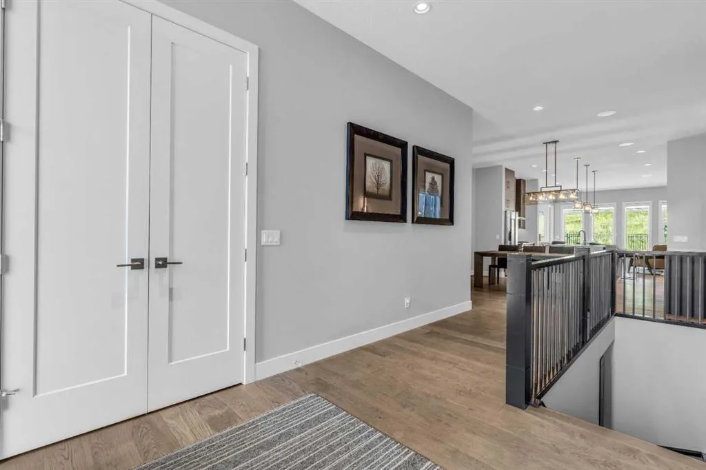 164 Cranbrook Drive SE