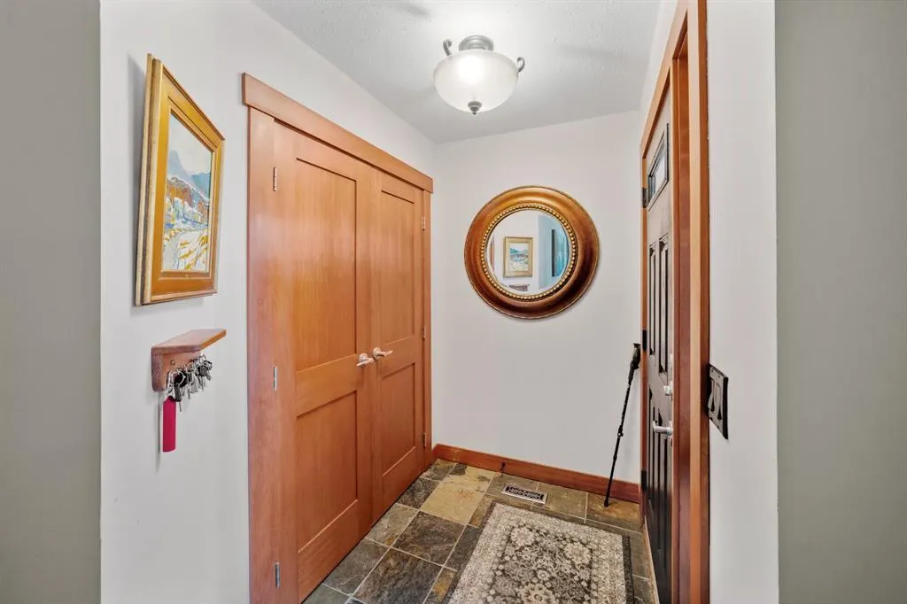 20 Pinewood Crescent