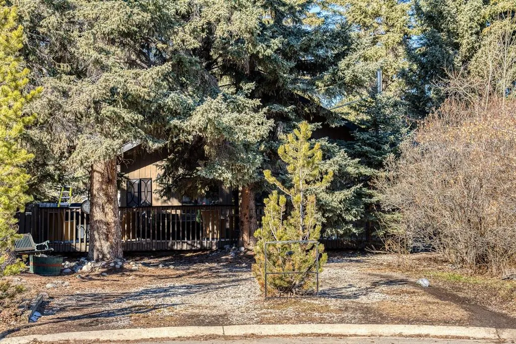 20 Pinewood Crescent