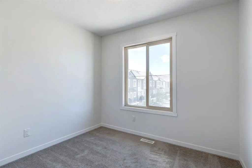 409 Legacy Boulevard SE