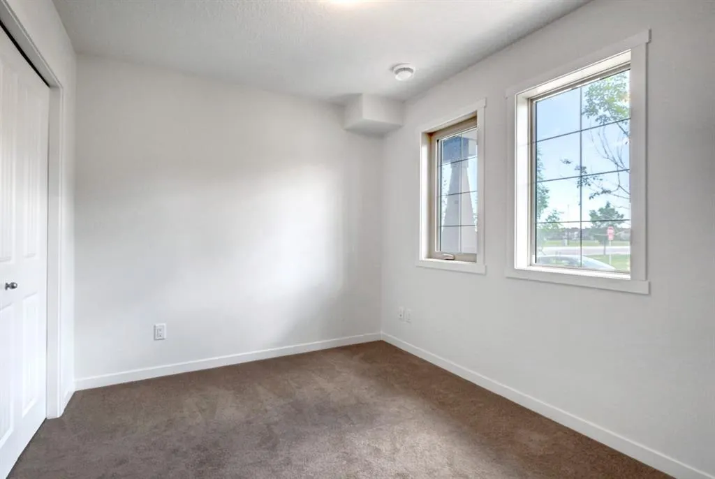 409 Legacy Boulevard SE