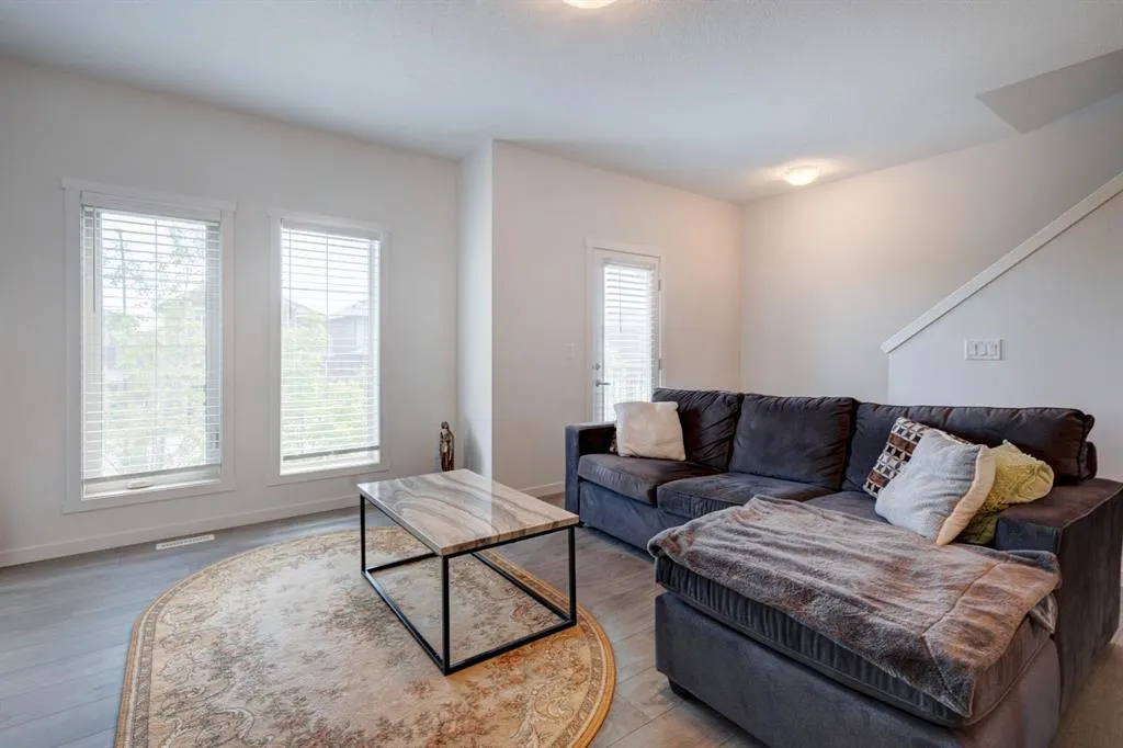 409 Legacy Boulevard SE