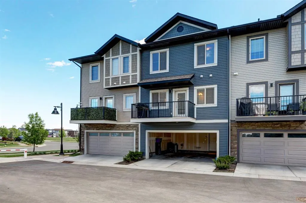 409 Legacy Boulevard SE