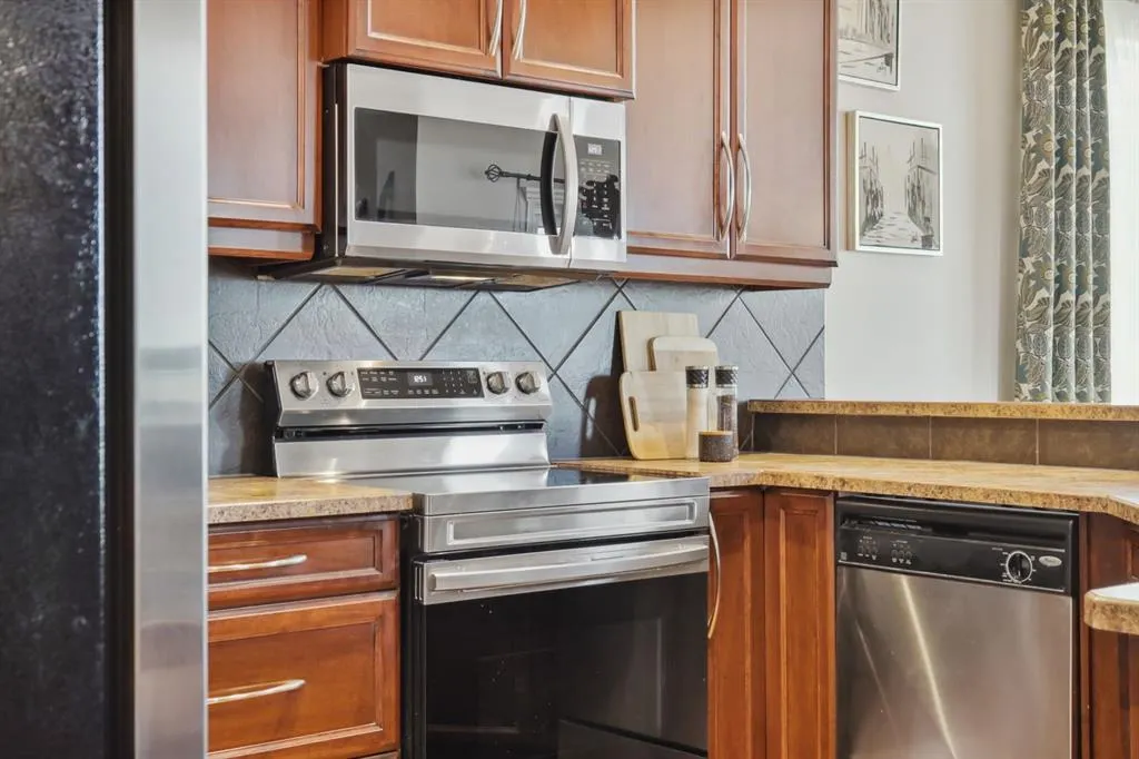 122 Autumn Circle SE