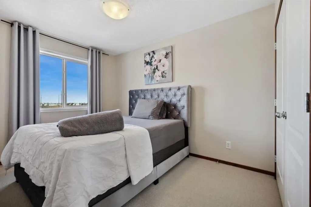 122 Autumn Circle SE