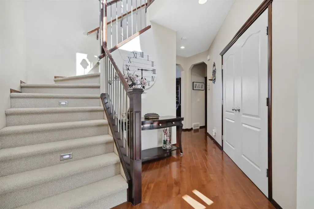 122 Autumn Circle SE