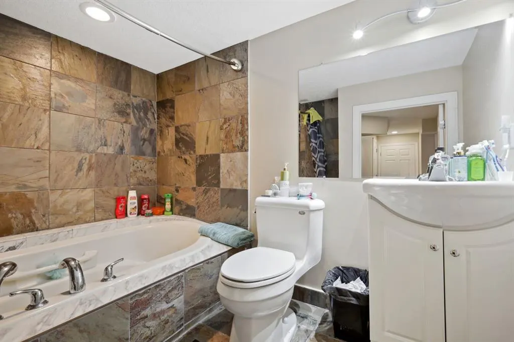 122 Autumn Circle SE