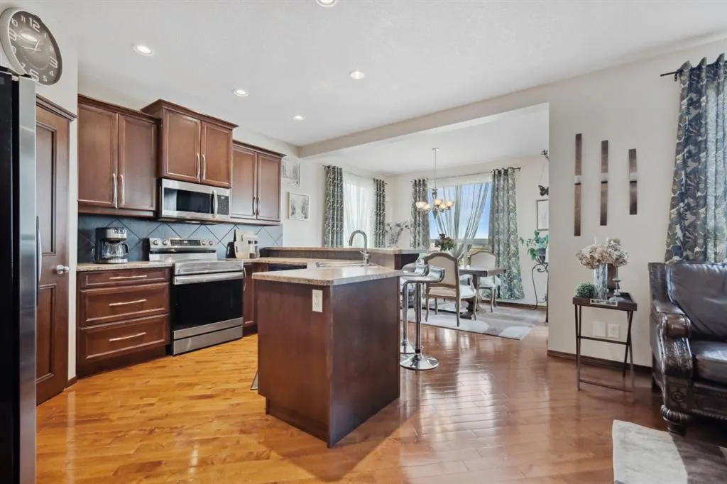 122 Autumn Circle SE