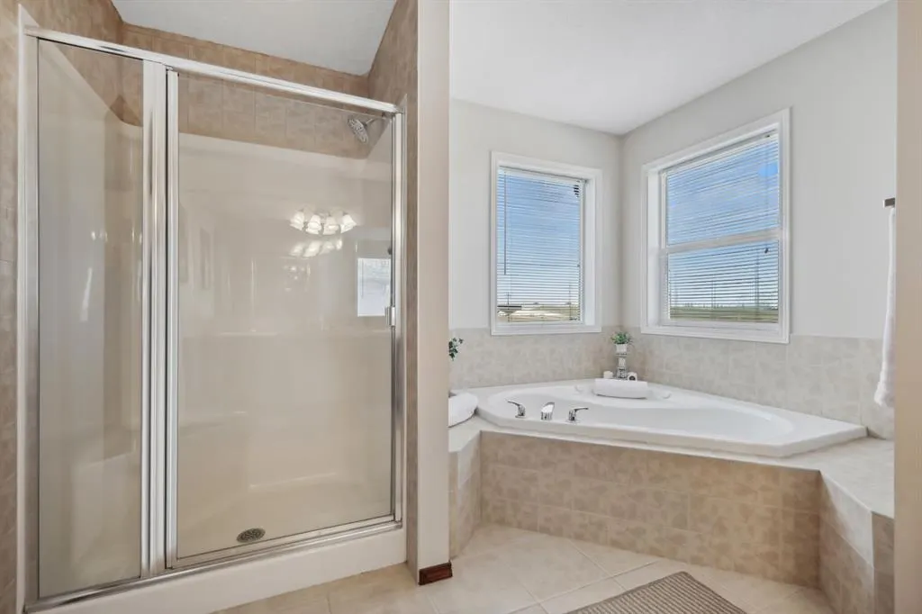 122 Autumn Circle SE