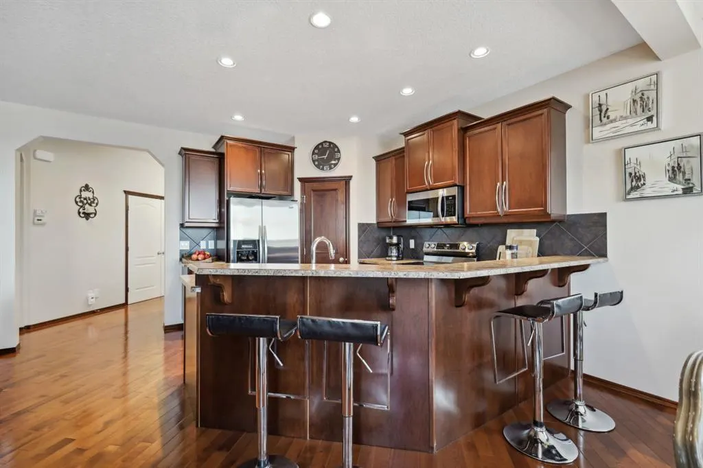 122 Autumn Circle SE