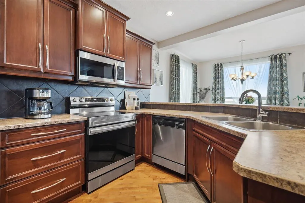 122 Autumn Circle SE