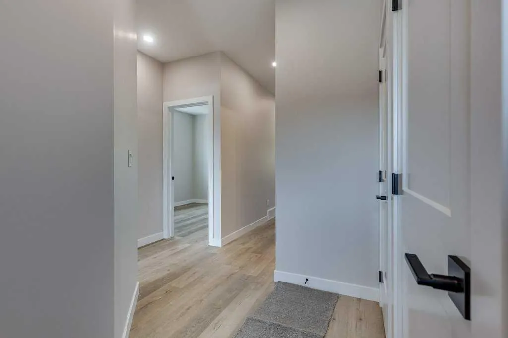 117 Gray Close