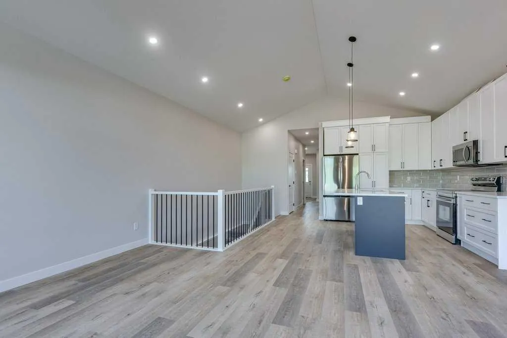 117 Gray Close