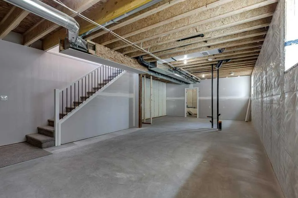 117 Gray Close