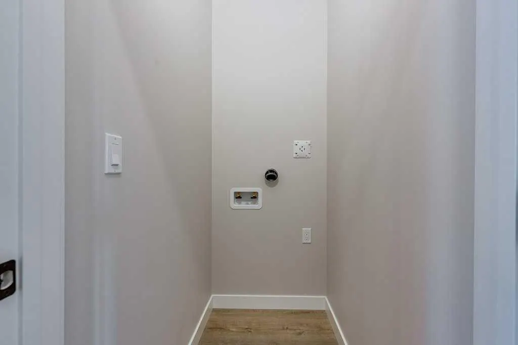 117 Gray Close