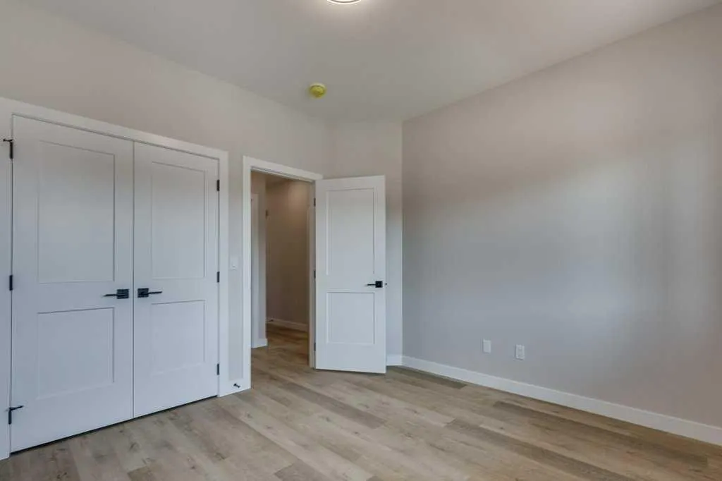 117 Gray Close