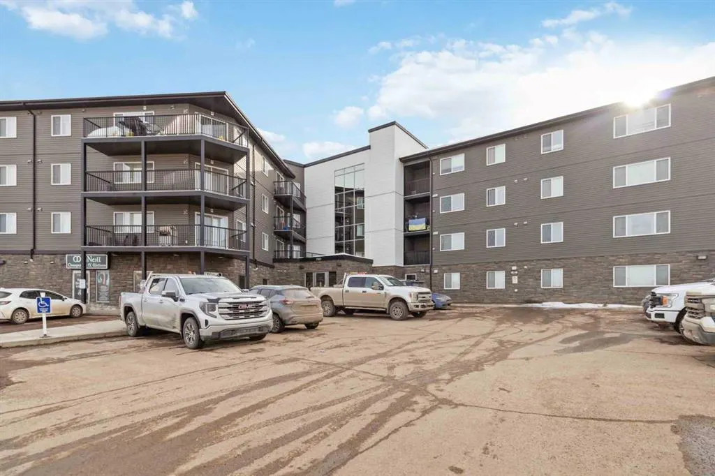 7901 King Street, #1102