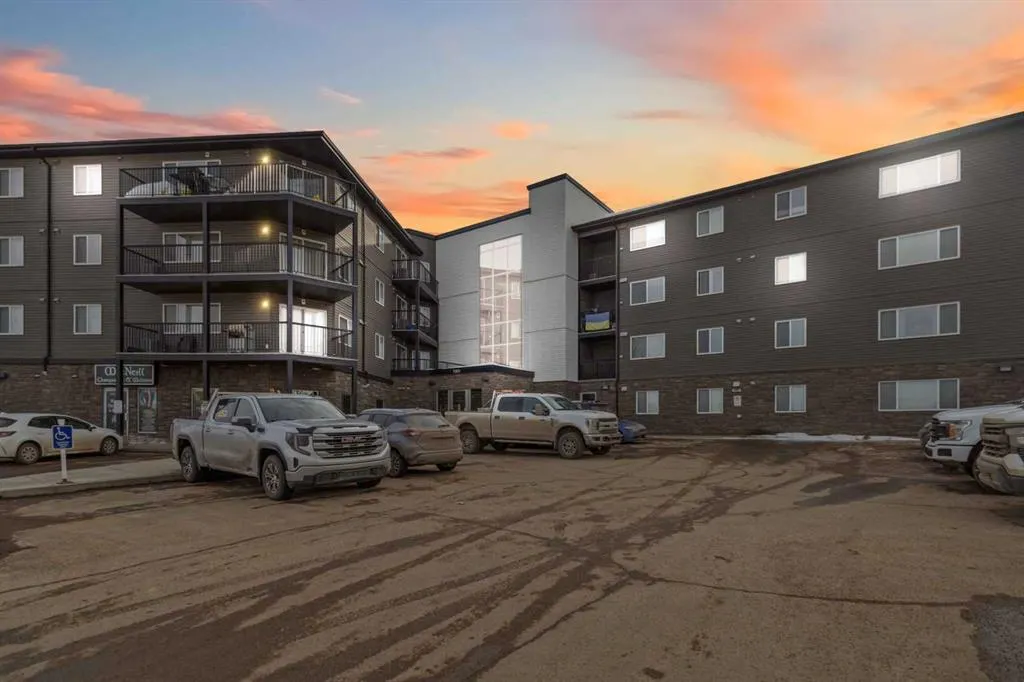 7901 King Street, #1102