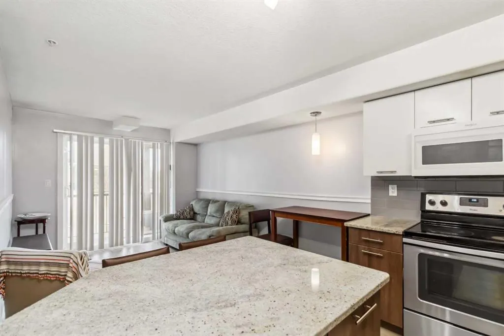 7901 King Street, #1102