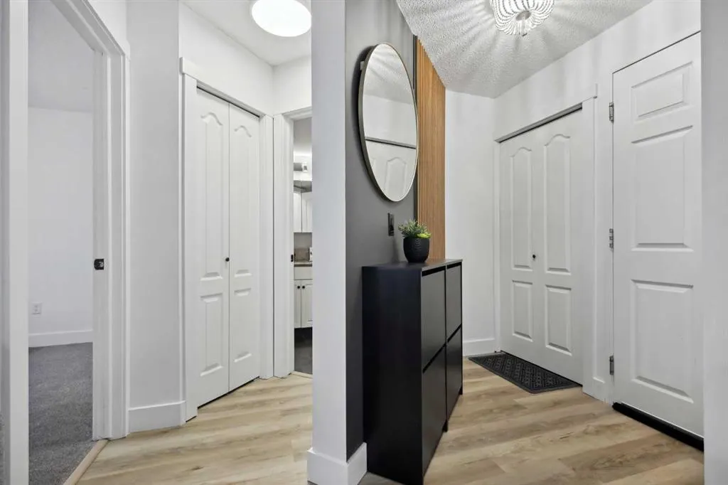 10 Sierra Morena Mews SW, #210