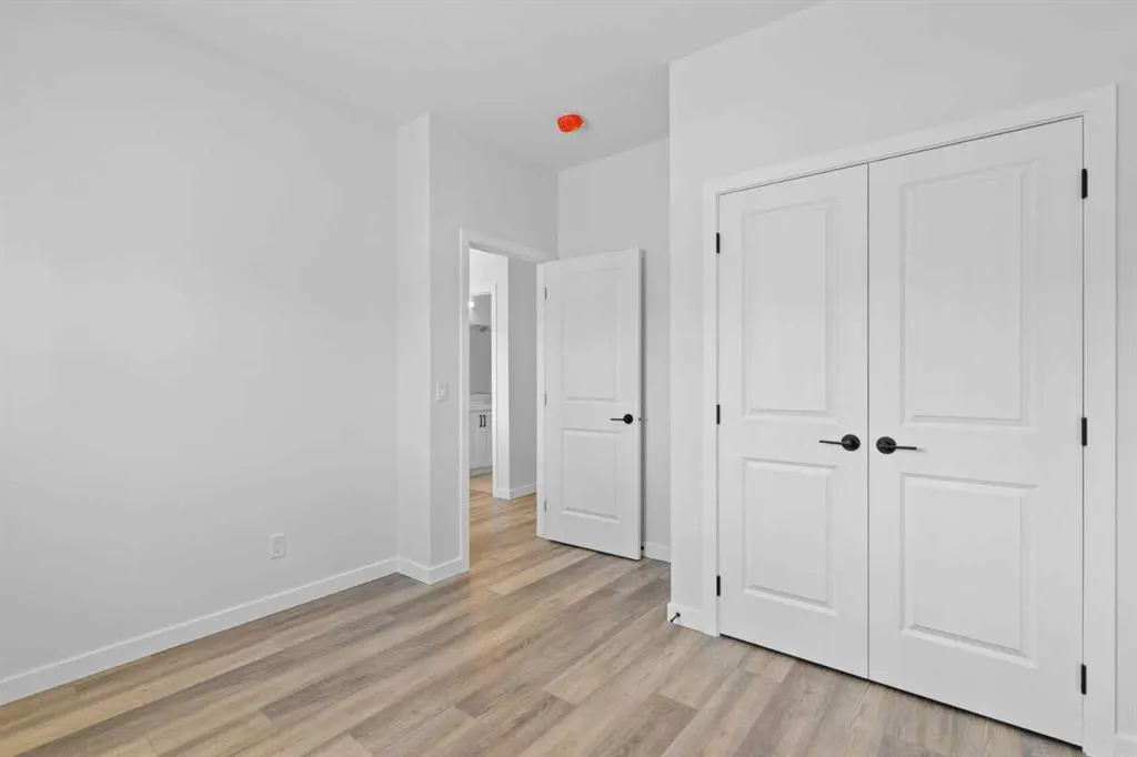 337 Ellen Park