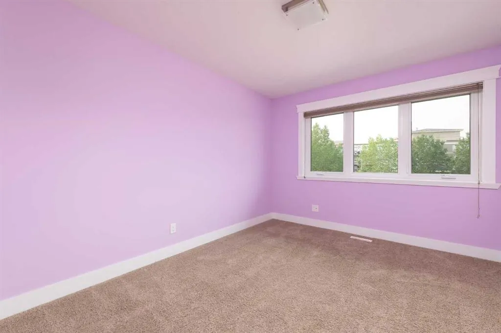 208 Sparrow Hawk Drive, #13