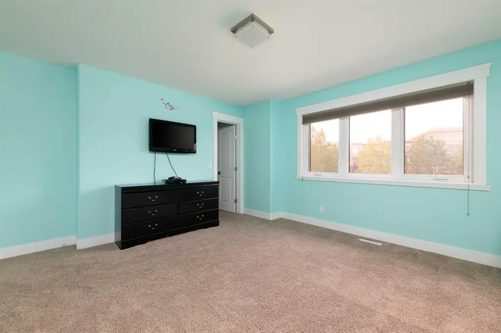 208 Sparrow Hawk Drive, #13