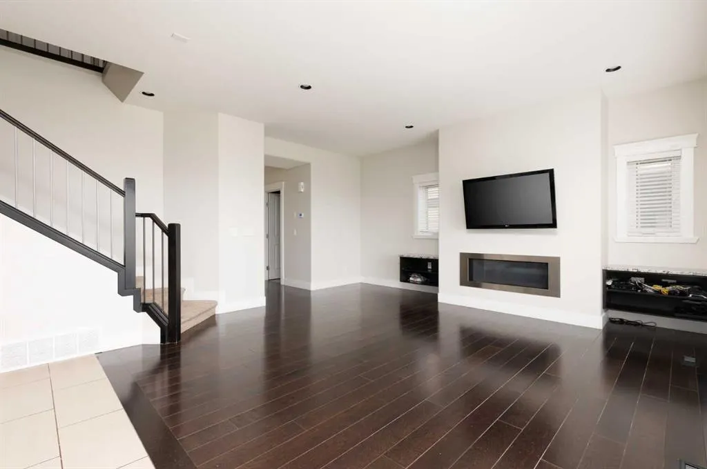 208 Sparrow Hawk Drive, #13
