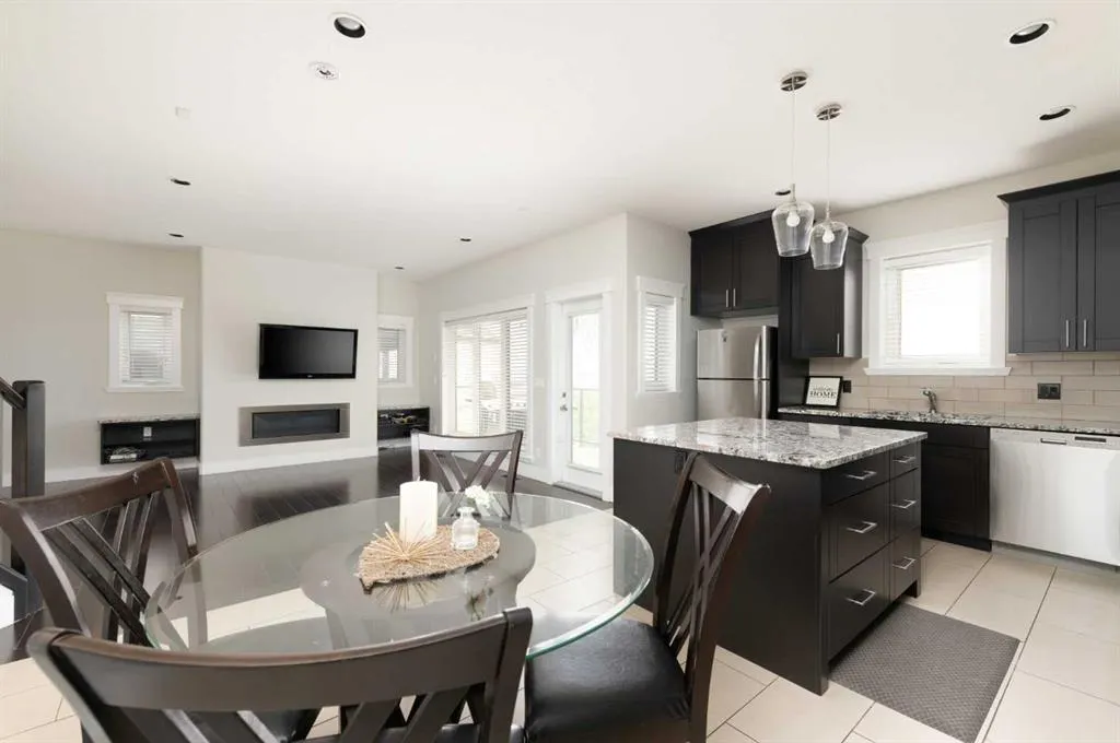 208 Sparrow Hawk Drive, #13