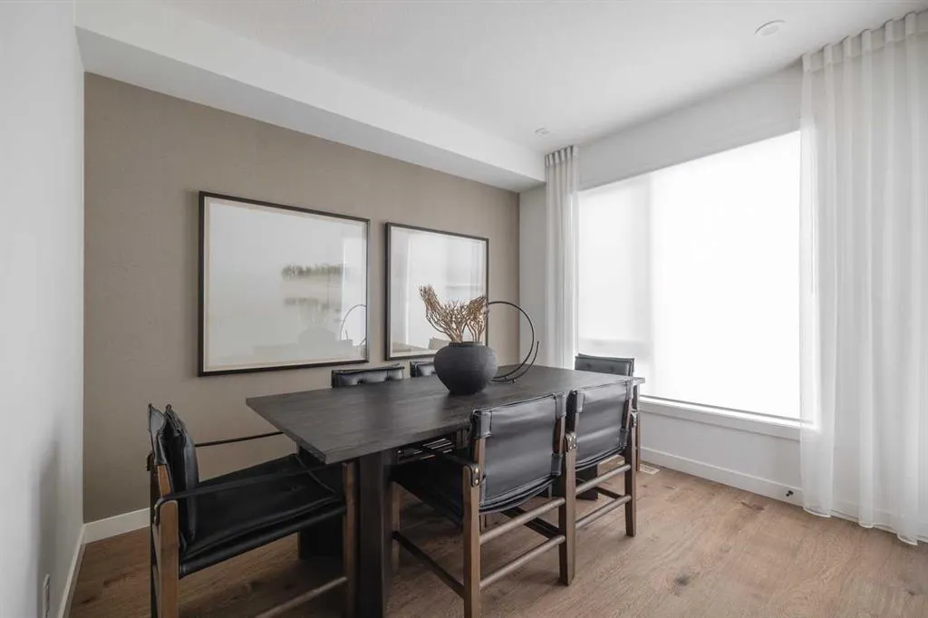 23 Lucas Way NW