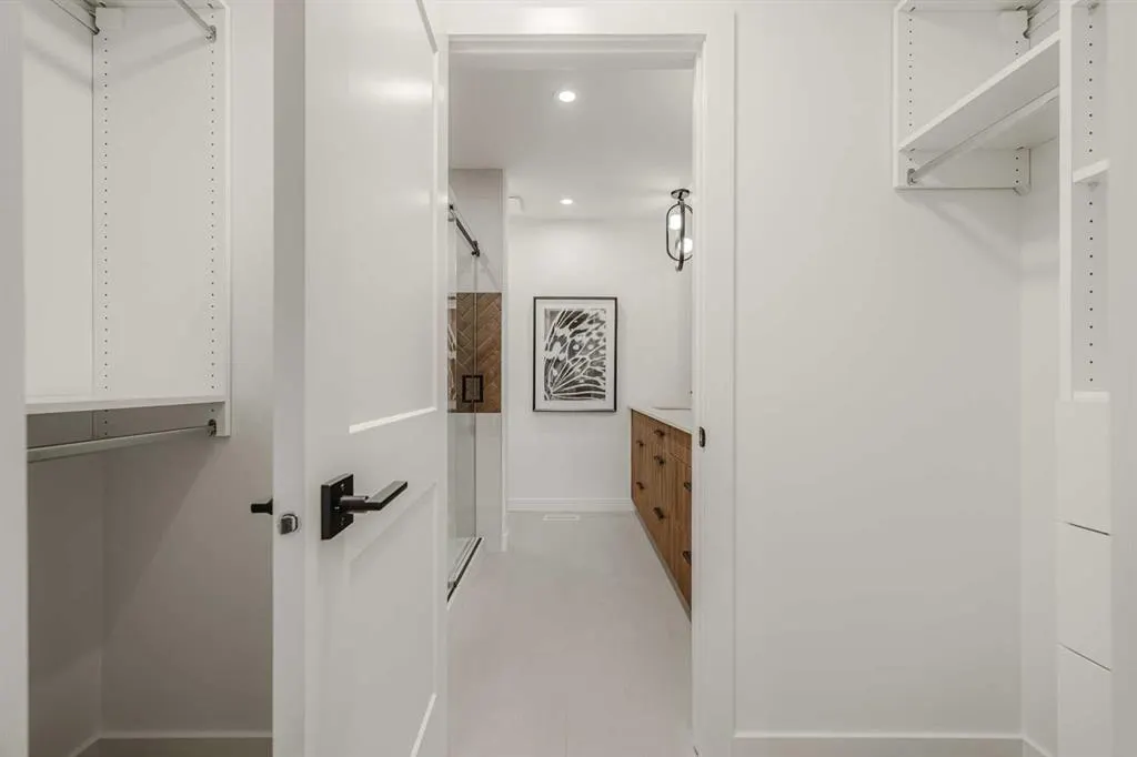 23 Lucas Way NW