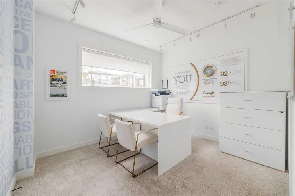 23 Lucas Way NW