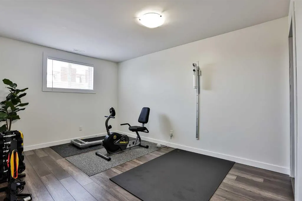 134 Keystone Terrace W