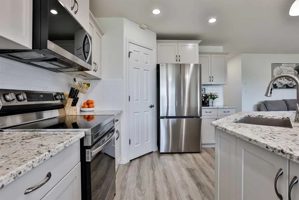 134 Keystone Terrace W