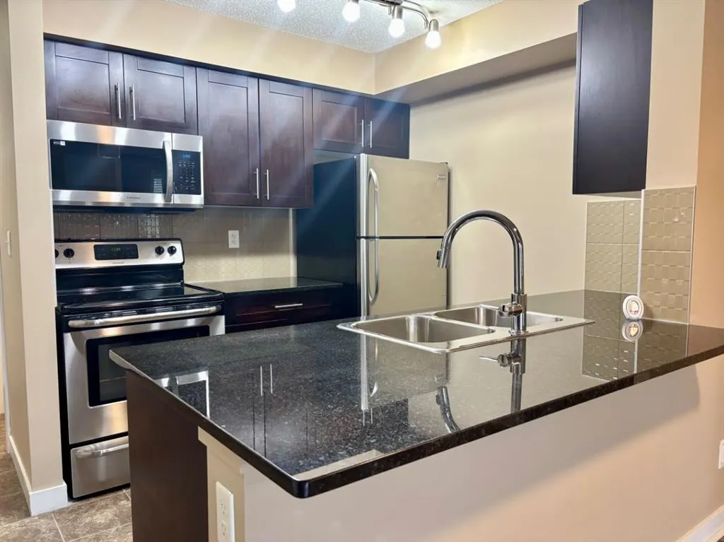 81 Legacy Boulevard SE, #1112