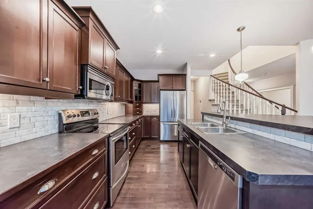 52 Auburn Sound Crescent SE