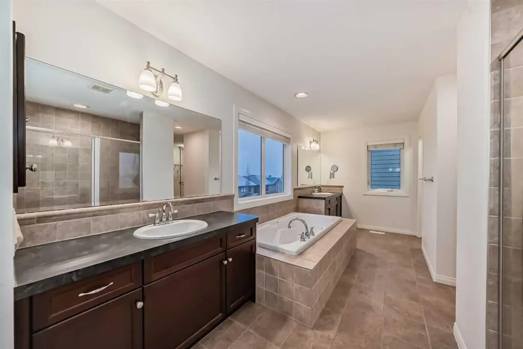 52 Auburn Sound Crescent SE