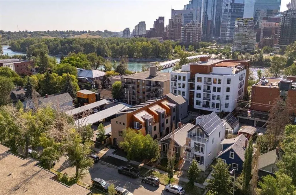 923 1 Avenue NW, #2