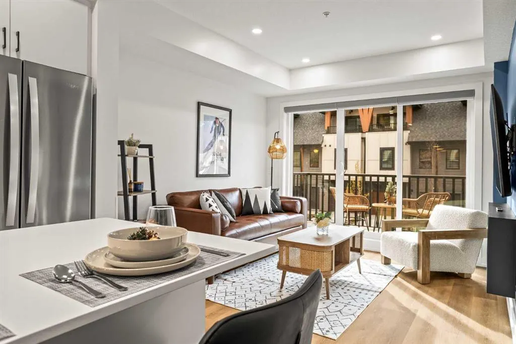 1717 Mountain Avenue, #107