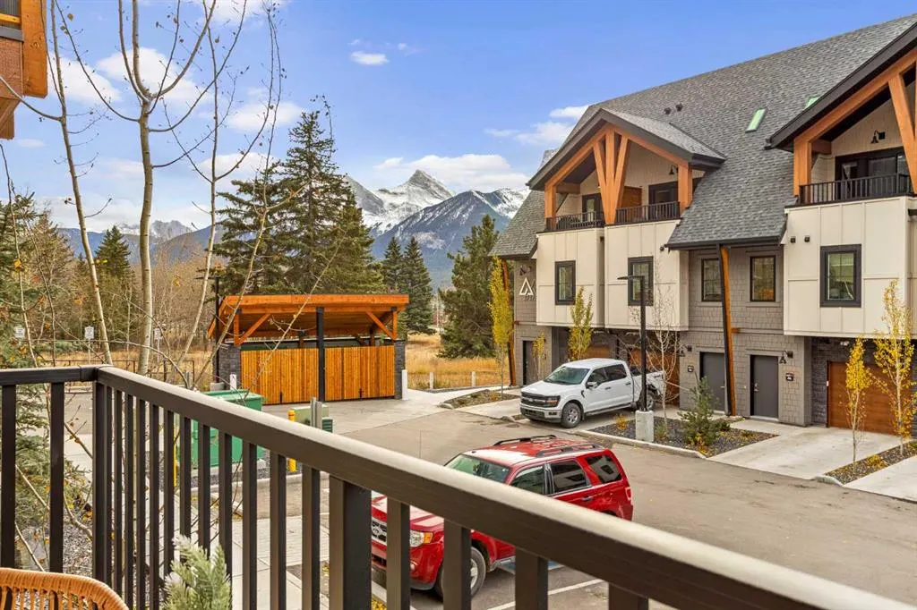 1717 Mountain Avenue, #107